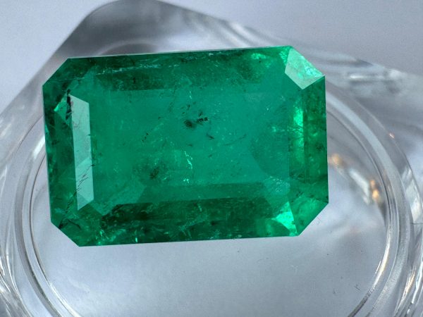 Emeraude Rectangulaire 7.40 Cts Certifiée – Image 6