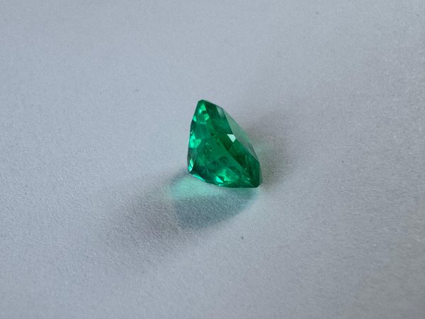 Emeraude Carrée 1.72cts Certifiée – Image 2