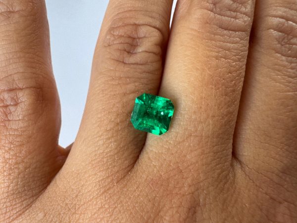 Emeraude Carrée 1.72cts Certifiée – Image 3