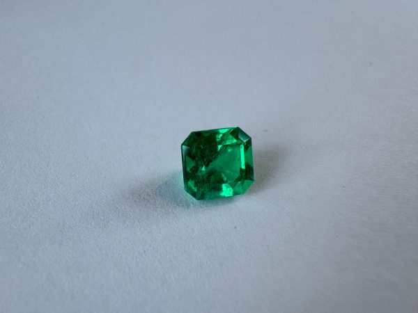 Emeraude Carrée 1.72cts Certifiée