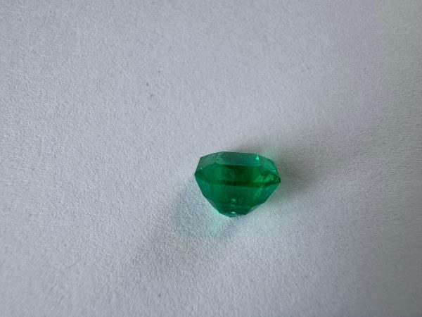 Emeraude Carrée 1.30 Cts Certifiée – Image 5